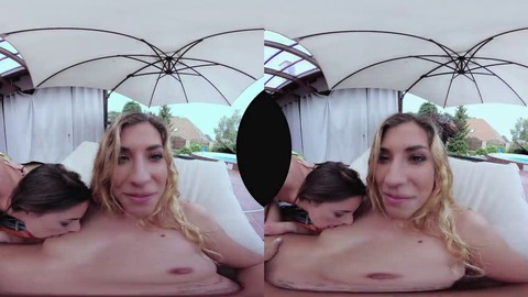 "Il guardiano fortunato ha successo!" - Amirah Adara e Shona River VR mostrano le loro abilità nel porno VR a 180 gradi