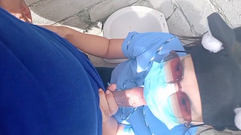Un guardia sorprende a una sexy estudiante filipina, Hornygaile, dando la mejor fela pública de todas en un sitio de construcción. Un guardia sorprende a una sexy estudiante filipina, Hornygaile, dando la mejor fela pública de todas en un sitio de construcción.