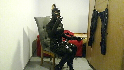 Wica Wii gives a latex-gloved morning anal stretch in part 2 of her solo shemale adventure!