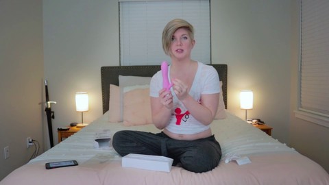 Housewife Ginger reviews and unboxes the Propinkup Illusion Pro10 Hitachi with a sexy twist