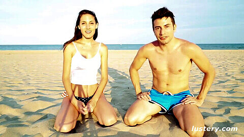 Kim & Paolo haben Sex am Strand: Ein Erstlingswerk im Freien Nahaufnahme!