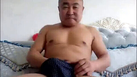 Asian daddy, chinese dad, chinese old gay daddy