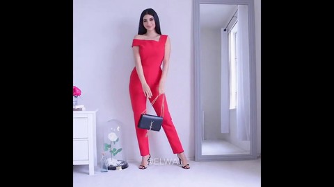 Sexy Syrian babe showcases her glamorous wardrobe with a titillating twist!