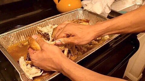 Ash Steele cooks up a storm - making turkey tacos from scratch!