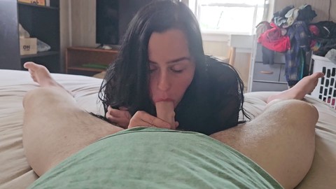 Amateur pov blowjob, novia hecha en casa, point of view