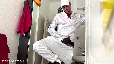 Big cock spy urinal, sportswear gay, aficionado