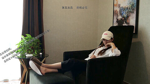Feet worship, chinese student socks worship, under office feet lick