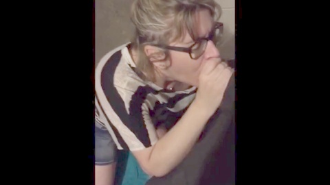 Quick blowjob behind closed doors - glasses-wearing cheater pleases her man