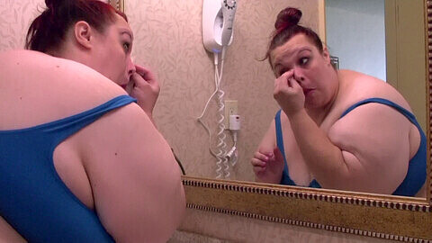 ام سمينه في الحمام, سمين تحت الدش, کردن زن چاق در حمام
